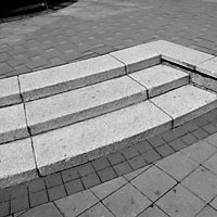 Snina - rekonštrukca námestia, schody, 2004
